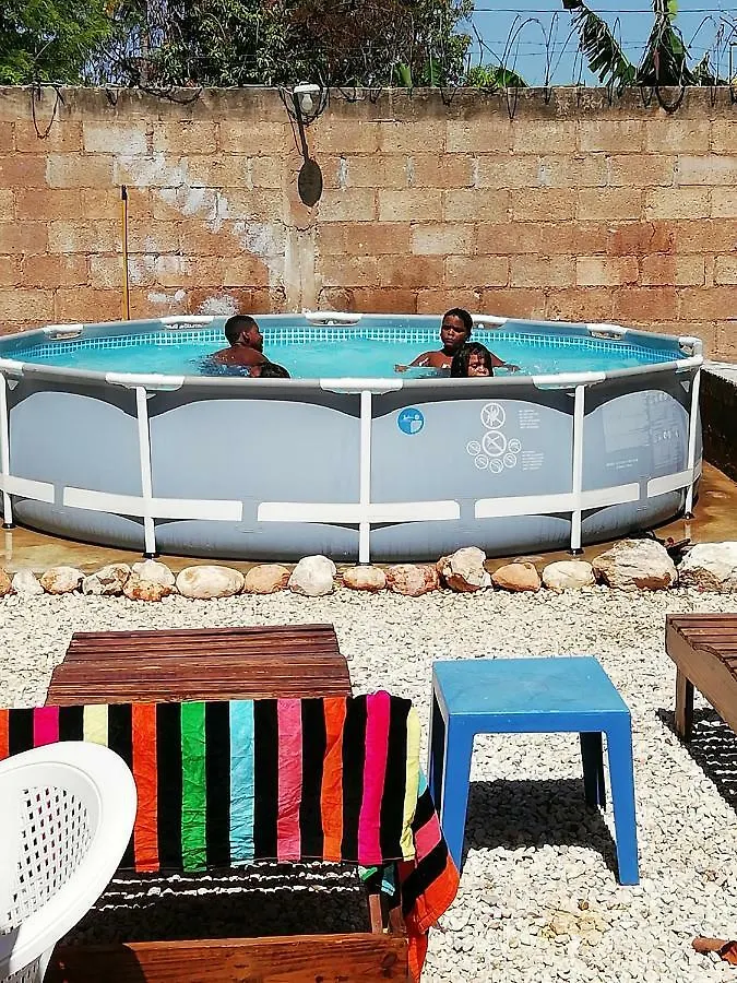 بدرنالس Hotel B&B Italia Caribe بيت ضيافة
